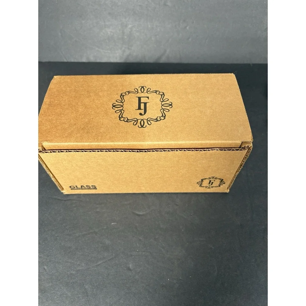 Fragrant Jewels America the Beautiful 16 oz Candle Ring Size 9 Unused